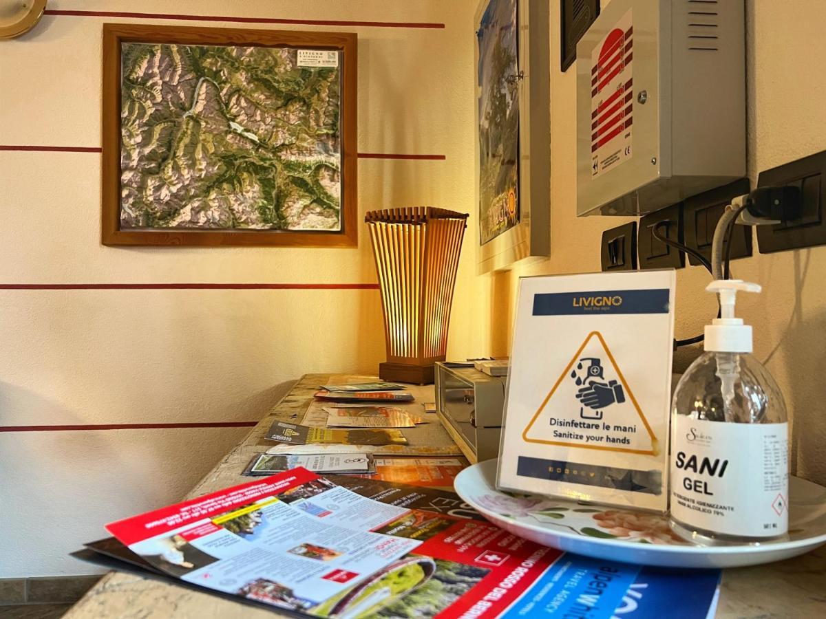 Hotel Garni Francescato Livigno Exteriér fotografie