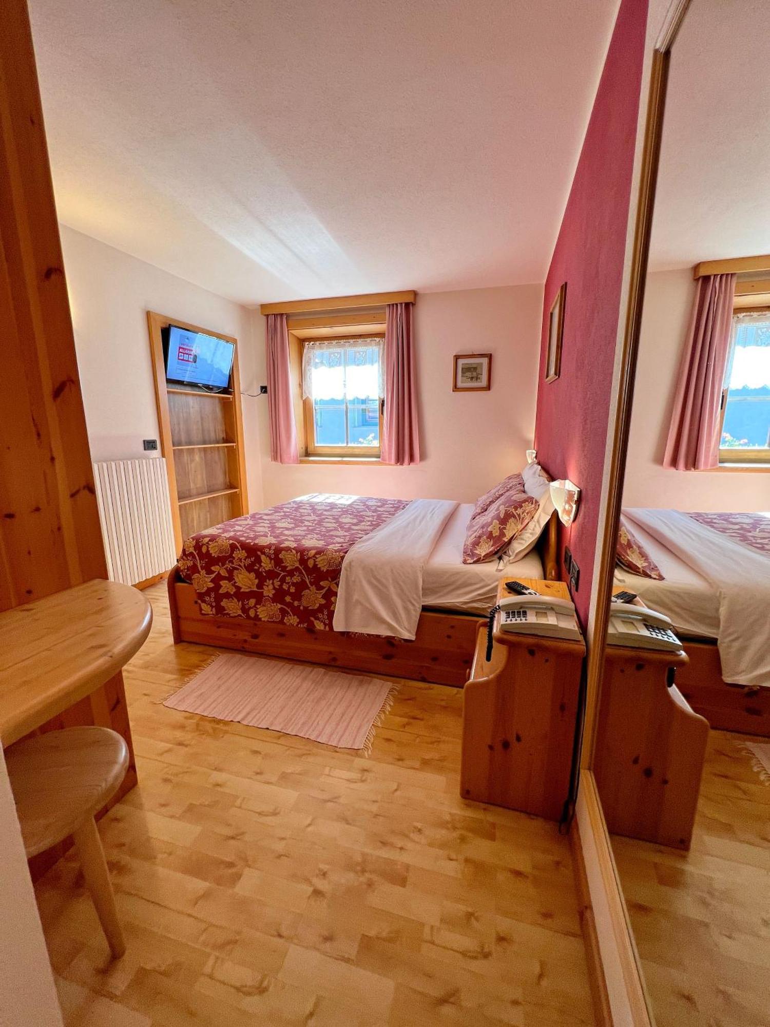 Hotel Garni Francescato Livigno Exteriér fotografie