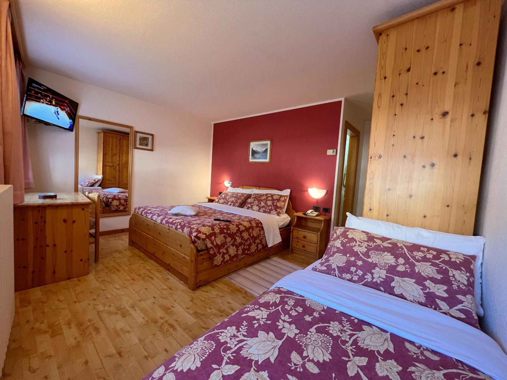 Hotel Garni Francescato Livigno Exteriér fotografie